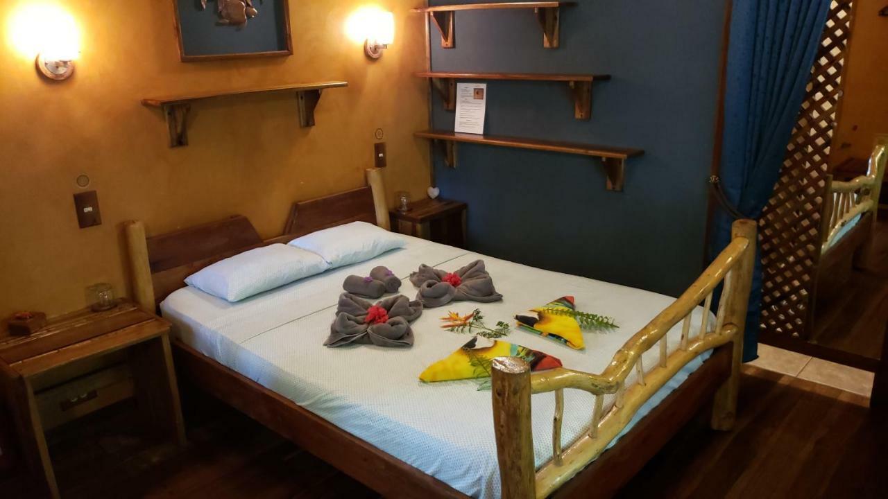 Korrigan Lodge Cahuita Esterno foto